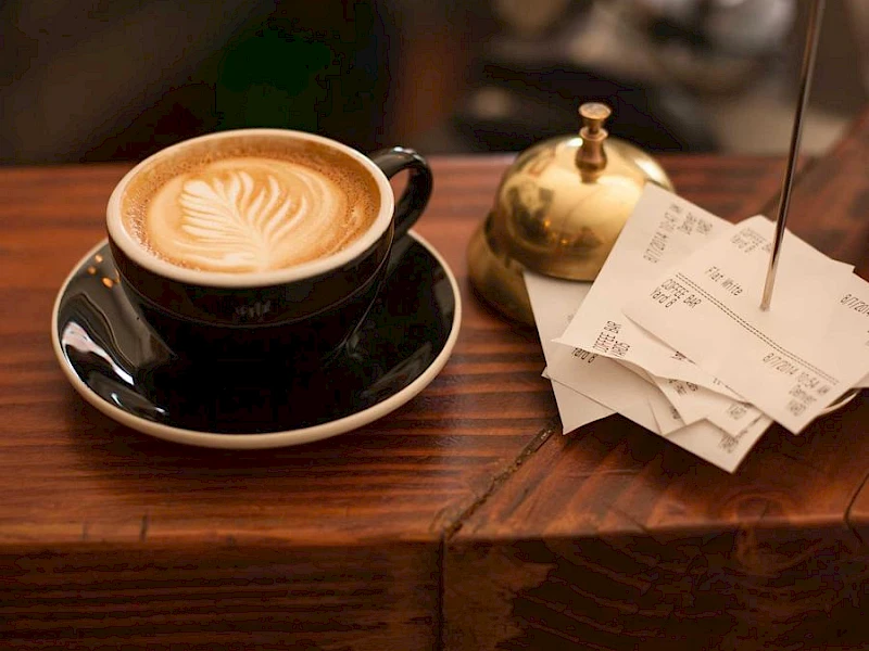 Breakfast service arranged on Payratons table linen